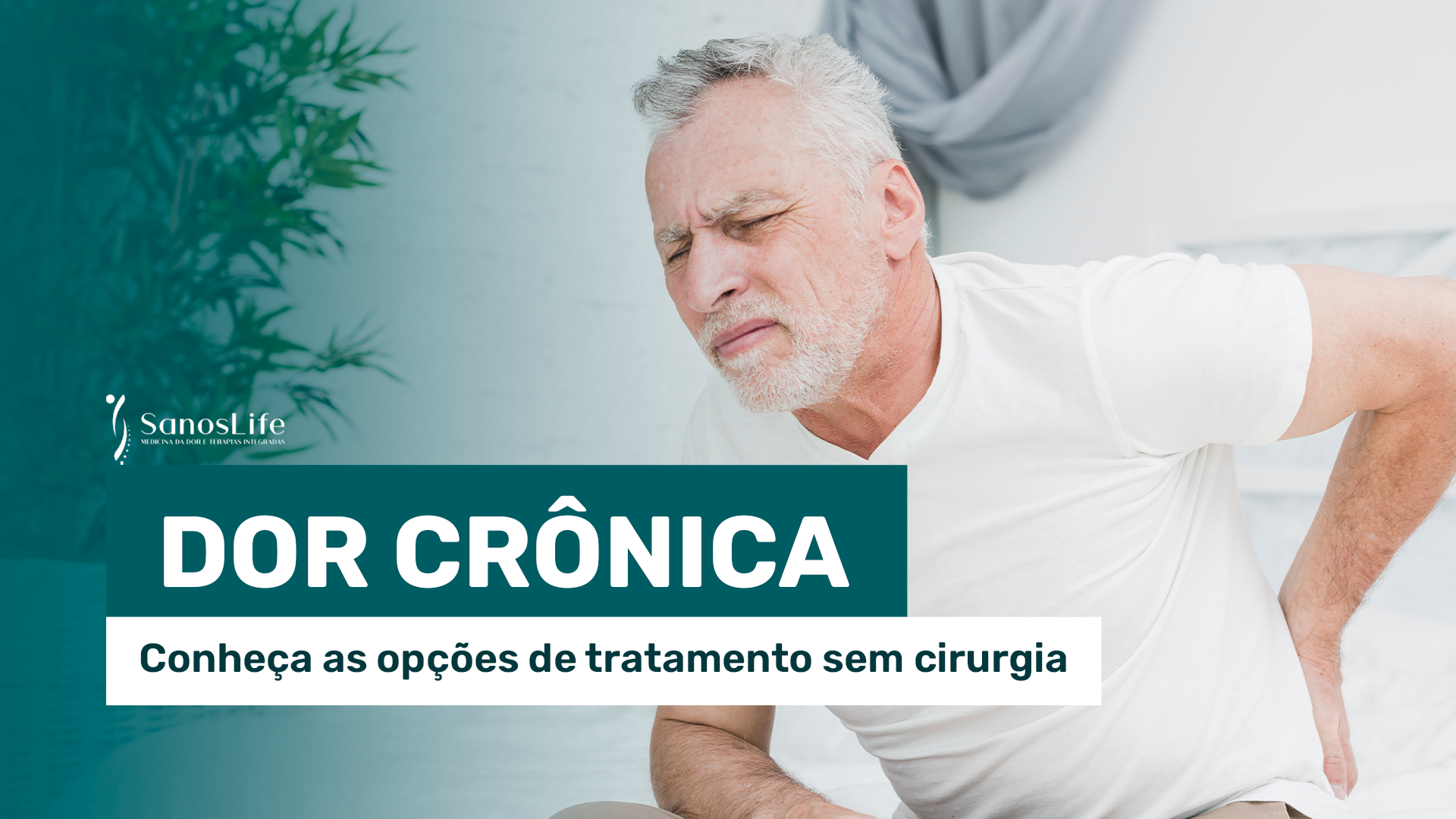 idoso com cara de dor e mãos nas costas